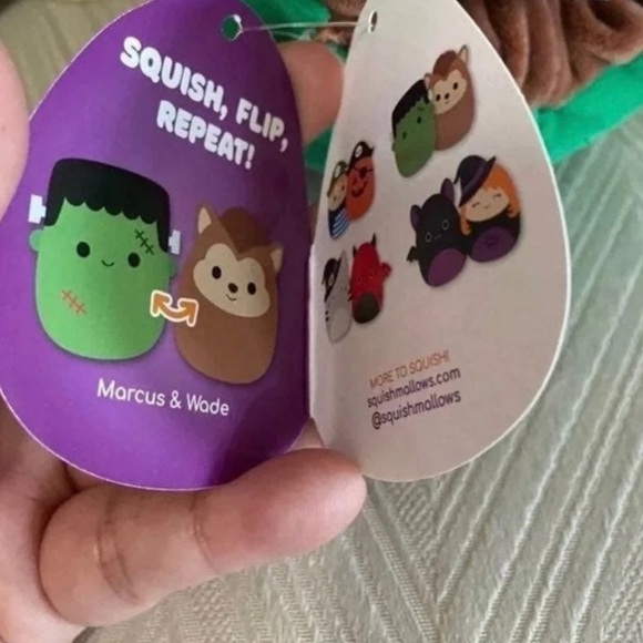 5” Marcus the Frankenstein and Wade the Werewolf FLIPAMALLOW Squishmallows - Picture 5 of 5
